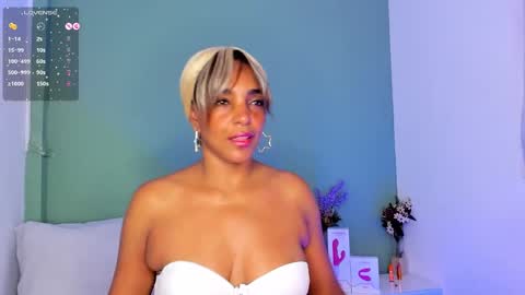 Snapshot of lovelynickyy chatting on 01.18.25 Nicky online show from 01.18.25