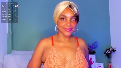 Snapshot of lovelynickyy chatting on 01.25.25 Nicky online show from 01.25.25