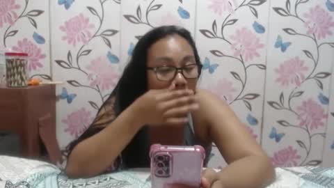 Snapshot of lovelyquey chatting on 01.22.25 Angelquey online show from 01.22.25