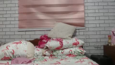 Snapshot of lovelyquey chatting on 02.26.25 Angelquey online show from 02.26.25