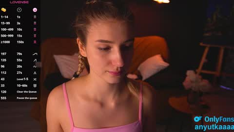 Snapshot of lovelyspacee chatting on 01.24.25 Anna online show from 01.24.25