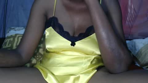 miss fancy louis online show from 02.19.26