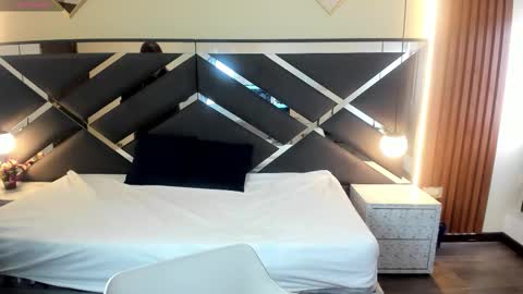 Snapshot of loveqinn chatting on 02.02.26 LOVEQUINN online show from 02.02.26