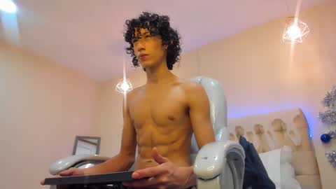 loverboy8_ online show from 12.15.24