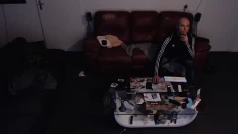 Snapshot of loveslick583698 chatting on 02.15.25 Lovetlick online show from 02.15.25