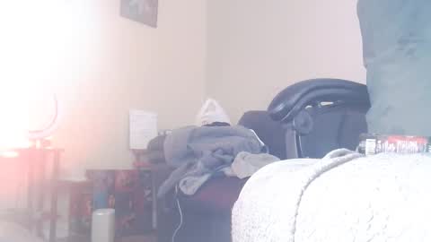 Snapshot of lovestobeused2 chatting on 12.01.25 lovetobeused online show from 12.01.25