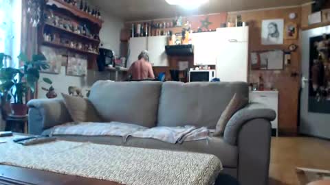 Snapshot of lovetobenaked10 chatting on 01.30.25 aaron online show from 01.30.25