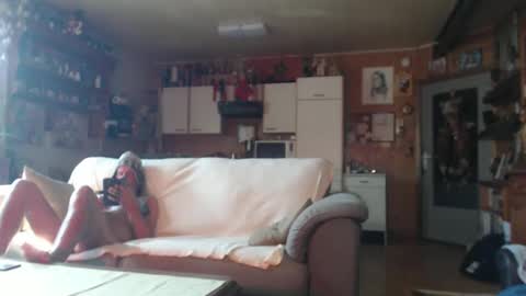 Snapshot of lovetobenaked10 chatting on 03.18.26 aaron online show from 03.18.26