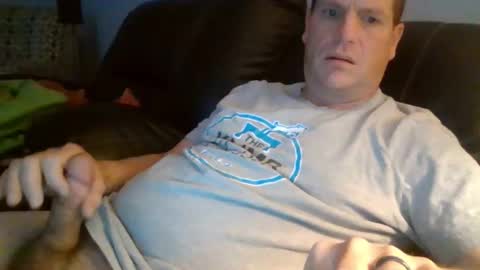 lovetocum37 online show from 11.29.25