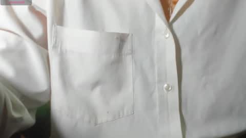 Snapshot of lovexjuxn77 chatting on 01.08.26 lovexjuxn77 online show from 01.08.26