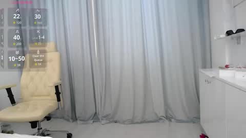 Cristina online show from 04.25.26