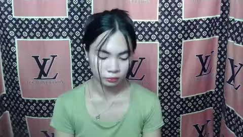 loving_rhean online show from 11.14.25