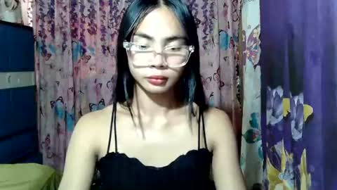 Snapshot of loving_rhean chatting on 07.27.26 loving_rhean online show from 07.27.26