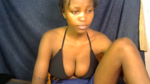 lovly_lastborn online show from 09.29.25