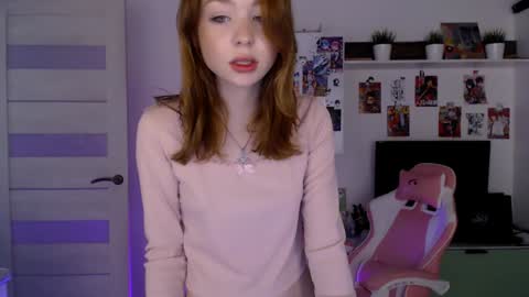 Snapshot of lower_angel chatting on 12.21.24 Loly online show from 12.21.24