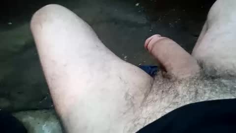 Snapshot of lowtidehightide chatting on 12.16.25 lowtidehightide online show from 12.16.25