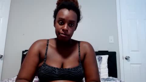 Snapshot of loyalbambi chatting on 03.12.25 loyalbambi online show from 03.12.25