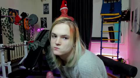 VECTORSTEVEPVT IS OPEN online show from 12.30.24