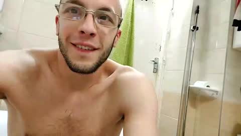 Snapshot of lshot_d chatting on 01.02.25 Lshot D online show from 01.02.25