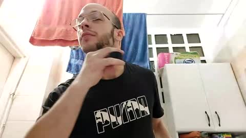 Snapshot of lshot_d chatting on 02.09.25 Lshot D online show from 02.09.25