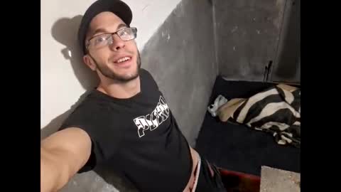 Snapshot of lshot_d chatting on 10.17.25 Lshot D online show from 10.17.25