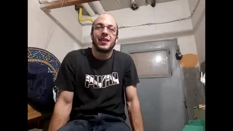 Snapshot of lshot_d chatting on 12.01.25 Lshot D online show from 12.01.25