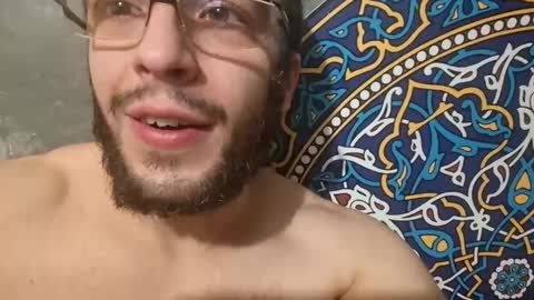 Snapshot of lshot_d chatting on 12.16.25 Lshot D online show from 12.16.25