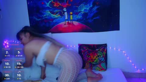 Snapshot of lu_aniston chatting on 12.19.24 Mariana online show from 12.19.24