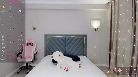 Snapshot of lu_mina chatting on 01.10.25 lu_mina online show from 01.10.25