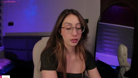 Snapshot of lua_ferch_ chatting on 01.17.25 ---Goys incredible photographs online show from 01.17.25