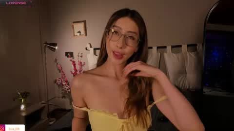 Snapshot of lua_ferch_ chatting on 03.01.25 ---Goys incredible photographs online show from 03.01.25