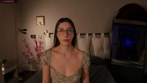 Snapshot of lua_ferch_ chatting on 03.04.25 ---Goys incredible photographs online show from 03.04.25