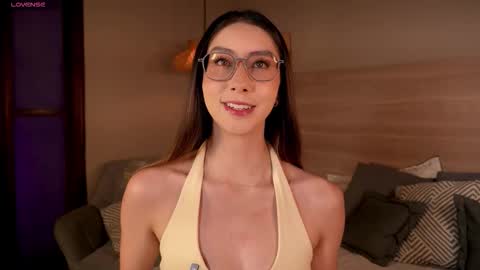 Snapshot of lua_ferch_ chatting on 09.12.25 ---Goys incredible photographs online show from 09.12.25