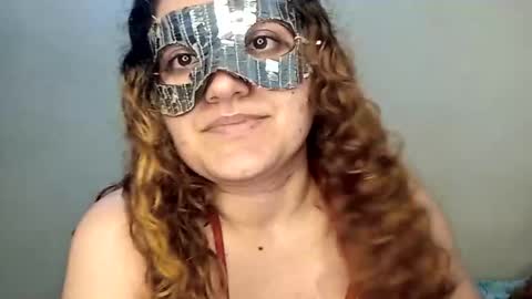 luana363 online show from 10.31.25