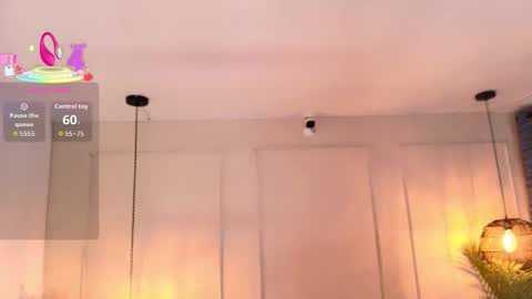 Snapshot of luandy_ chatting on 11.27.25 lUAN online show from 11.27.25