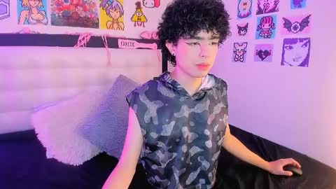 Snapshot of luanrush_ chatting on 04.08.26 LuanRush online show from 04.08.26
