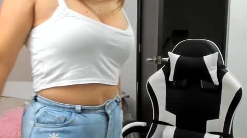 luara__01__lecat_1 online show from 03.15.26