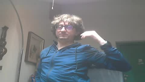 Snapshot of luca78_78 chatting on 04.18.26 luca78 online show from 04.18.26