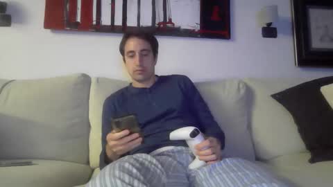 Snapshot of luca_f4 chatting on 10.30.25 Luca online show from 10.30.25