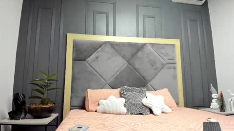 luca_morettii online show from 11.27.25