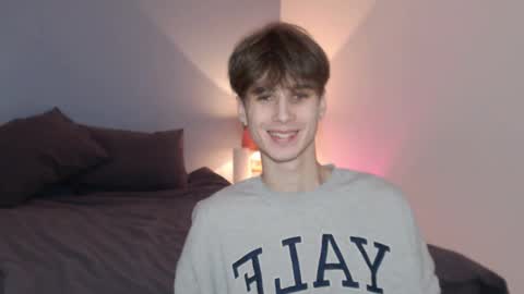 Snapshot of lucacharm chatting on 01.15.25 lucacharm online show from 01.15.25