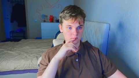 Lucas Gill online show from 02.10.26