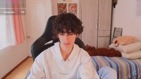 lucas_xo online show from 04.10.26