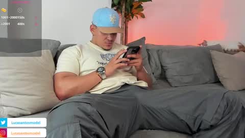 LUCA SANTOS online show from 03.04.25