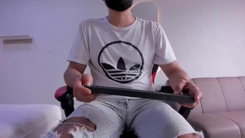 Lucas  Beaumont online show from 02.02.26