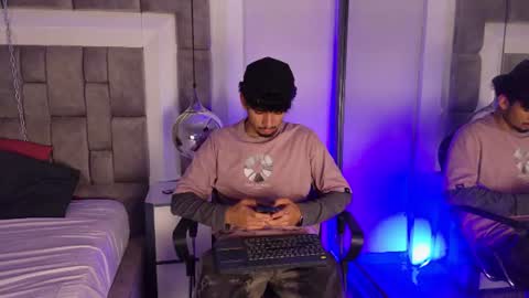 Snapshot of lucasthomson_ chatting on 06.24.26 lucasthomson_ online show from 06.24.26