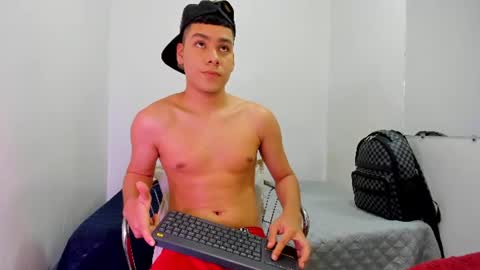 LUCAS TORREZ online show from 06.11.26
