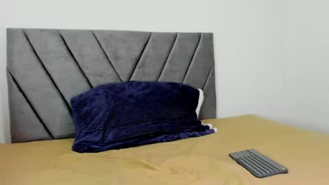 LUCAS TORREZ online show from 08.01.26