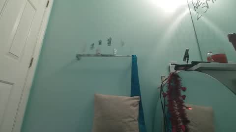 Luci Layne online show from 03.04.25