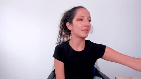 Lucia online show from 05.05.26